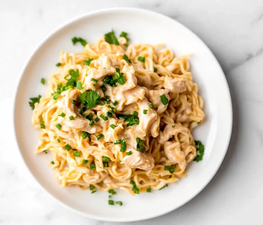 Creamy Garlic Chicken Ramen